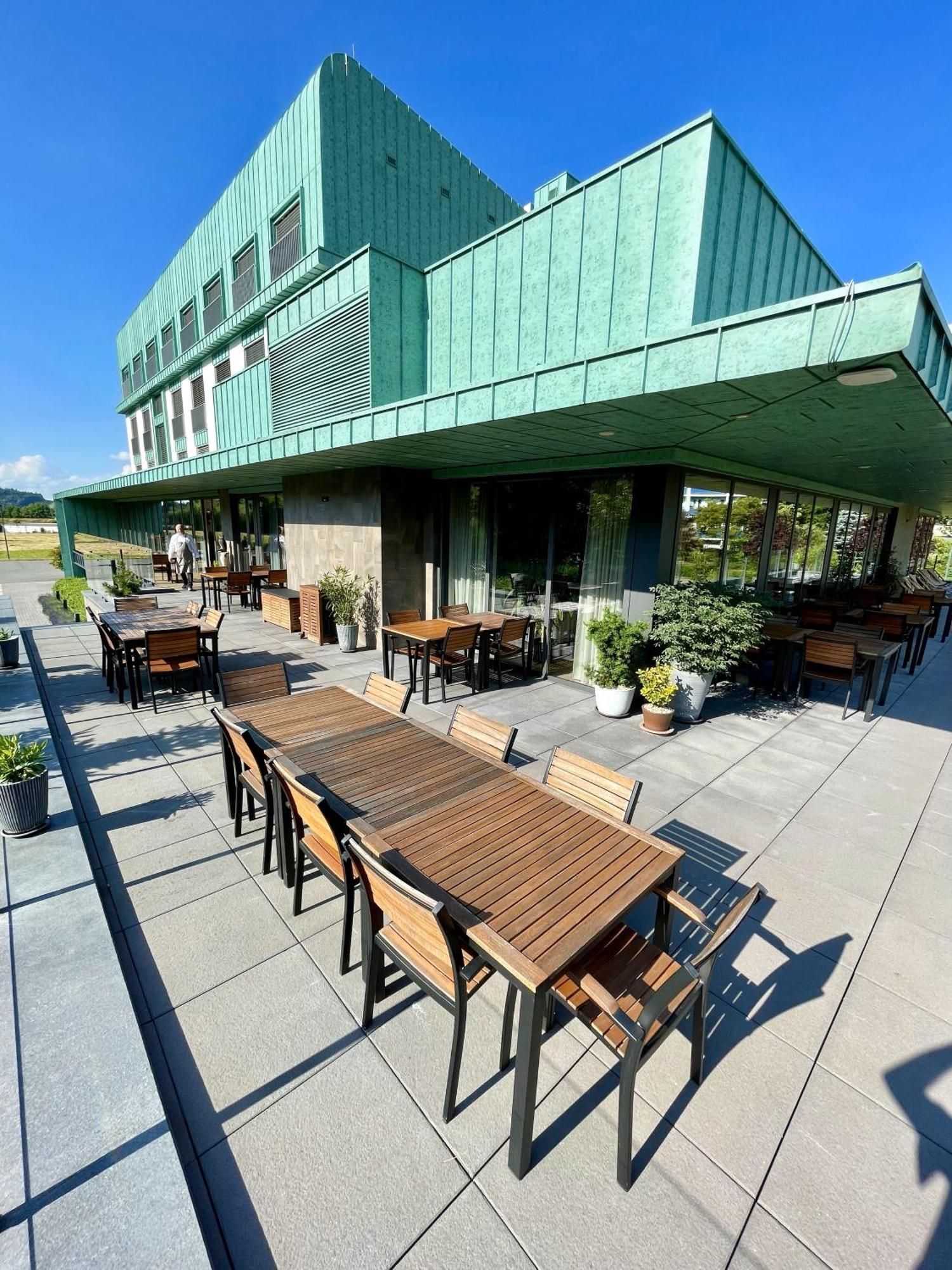 Hotel Bartos Френштат-под-Радгоштєм Екстер'єр фото